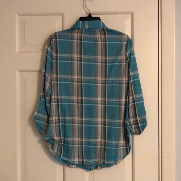Rue21 Plaid Button-up - Picture 2 of 3